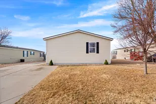 3324 Coyote Ln, Evans, CO 80620 - Photo 2