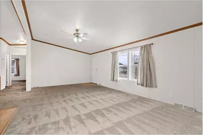 3324 Coyote Ln, Evans, CO 80620 - Photo 4