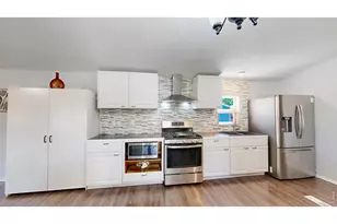 400 Hickory St, Fort Collins, CO 80524 - Photo 2