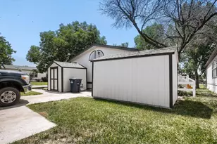 3432 Black Hills, Longmont, CO 80504 - Photo 8
