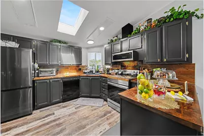 1774 Garnet St #129, Loveland, CO 80537 - Photo 6