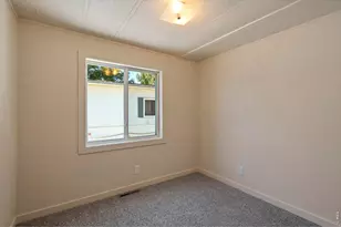 400 N Overland Trail, Fort Collins, CO 80521 - Photo 14