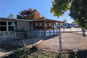 420 E 57th St, Loveland, CO 80538 - Photo 2