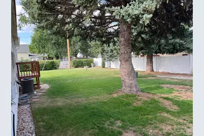 230 N 2nd St #2, Berthoud, CO 80513 - Photo 28