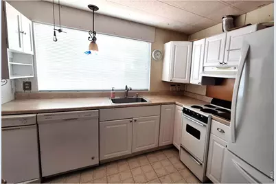 221 W 57th St ##4A, Loveland, CO 80538 - Photo 6
