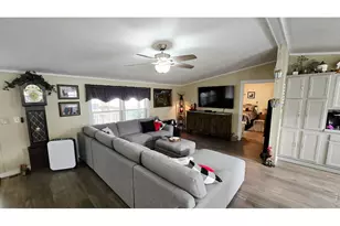 4114 Saltgrass Ln, Evans, CO 80620 - Photo 4