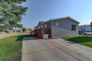 3015 Antelope Way, Evans, CO 80620 - Photo 2