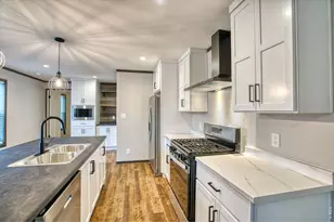 230 N 2nd St, Berthoud, CO 80513 - Photo 6