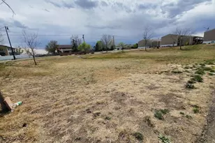 301 B St, Evans, CO 80620 - Photo 36