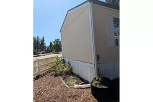 230 N 2nd St, Berthoud, CO 80513 - Photo 4
