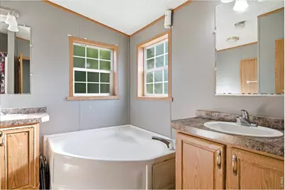 200 N 35th Ave #207, Greeley, CO 80634 - Photo 10