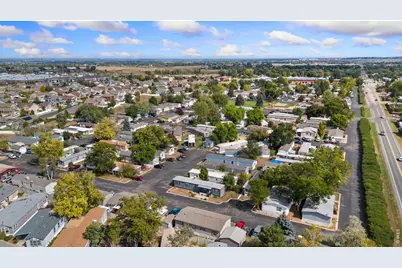 221 W 57th St #B74, Loveland, CO 80538 - Photo 32