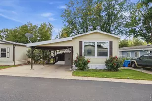 1492 Sylmar Pl, Loveland, CO 80537 - Photo 2