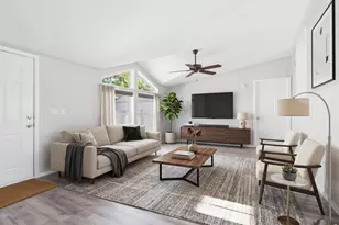 230 N 2nd St, Berthoud, CO 80513 - Photo 2