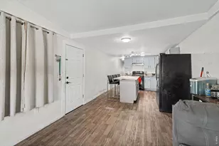 517 E Trilby Rd, Fort Collins, CO 80525 - Photo 6