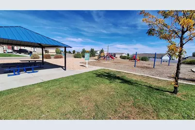 4320 Buffalo Trl #429, Evans, CO 80620 - Photo 32