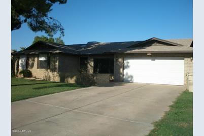8719 N 55th Avenue, Glendale, AZ 85302 - Photo 1