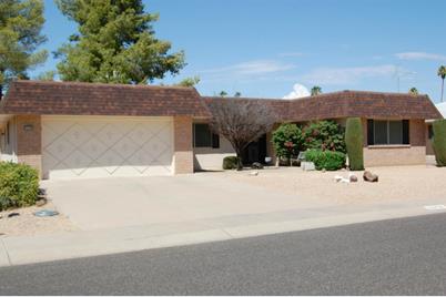 10706 W Brookside Drive, Sun City, AZ 85351 - Photo 1