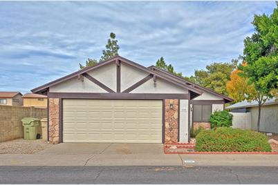 6548 W Poinsettia Drive, Glendale, AZ 85304 - Photo 1
