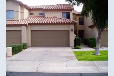705 S Nassau Drive, Gilbert, AZ 85233 - Photo 1