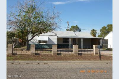 1113 N Kadota Avenue, Casa Grande, AZ 85122 - Photo 1
