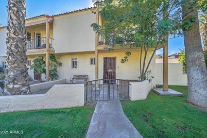 7315 E Thornwood Drive - Photo 1