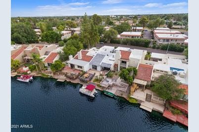 1012 E Driftwood Drive - Photo 1