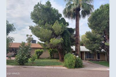 5215 E Cambridge Avenue - Photo 1