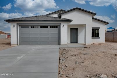 8662 W Concordia Drive - Photo 1