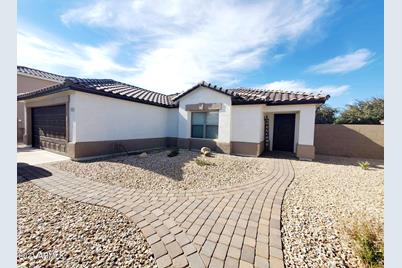 1370 S Eucalyptus Place - Photo 1