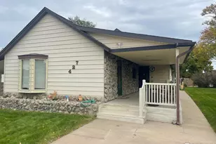 427 Kansas Ave, Stratton, CO 80836 - Photo 1