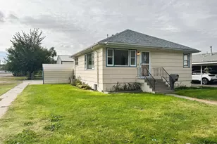 601 McKinley St, Sterling, CO 80751 - Photo 1