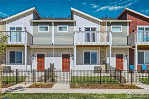 2858 Bear Spgs Cir, Longmont, CO 80503 - Photo 1