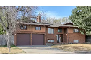 912 E Riverview Ave, Fort Morgan, CO 80701 - Photo 1
