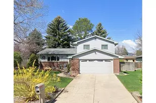 2413 Sheffield Cir W, Fort Collins, CO 80526 - Photo 1