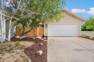 5434 Fossil Ct N, Fort Collins, CO 80525 - Photo 1