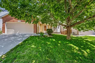 608 Peyton Dr, Fort Collins, CO 80525 - Photo 1