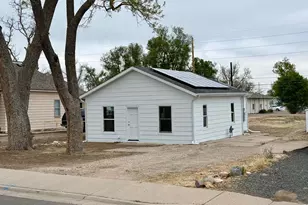 215 11th St, Greeley, CO 80631 - Photo 1