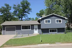 1209 Village Ln, Fort Collins, CO 80521 - Photo 1