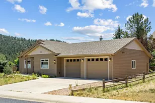 1900 Gray Hawk Ct, Estes Park, CO 80517 - Photo 1