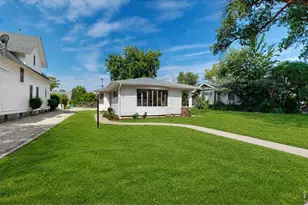 10 Park Ave, Eaton, CO 80615 - Photo 1