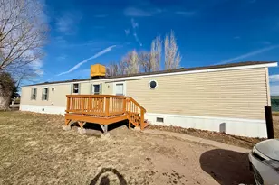 1401 E Johnson St, Holyoke, CO 80734 - Photo 1