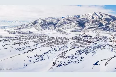 1122 W Vos Circle #304, Heber City, UT 84032 - Photo 8