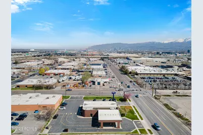 2714 S 300 West, Salt Lake City, UT 84115 - Photo 36