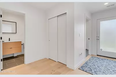 275 W 800 #Apt 12, Salt Lake City, UT 84101 - Photo 4