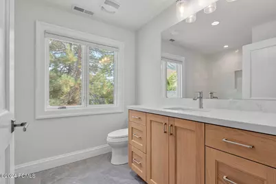 2508 E Murray Holladay Road, Holladay, UT 84117 - Photo 40