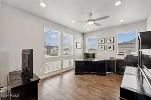 2118 Snowy Crane Dr, Clinton, UT 84015 - Photo 22