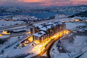 1702 W Glencoe Mountain Way, Park City, UT 84060 - Photo 2