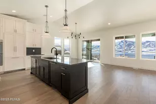 496 E Kayak Dr, Hideout, UT 84036 - Photo 2