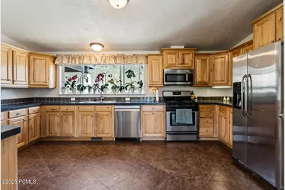 29706 Old Lincoln Highway, Wanship, UT 84017 - Photo 24